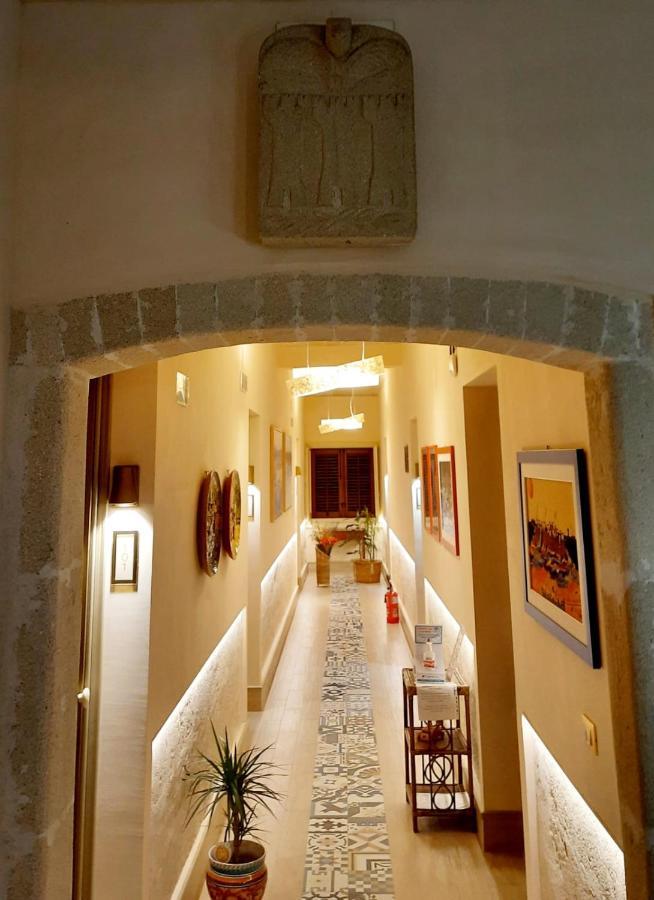 Albergo Bouganville Фавіньяна Екстер'єр фото