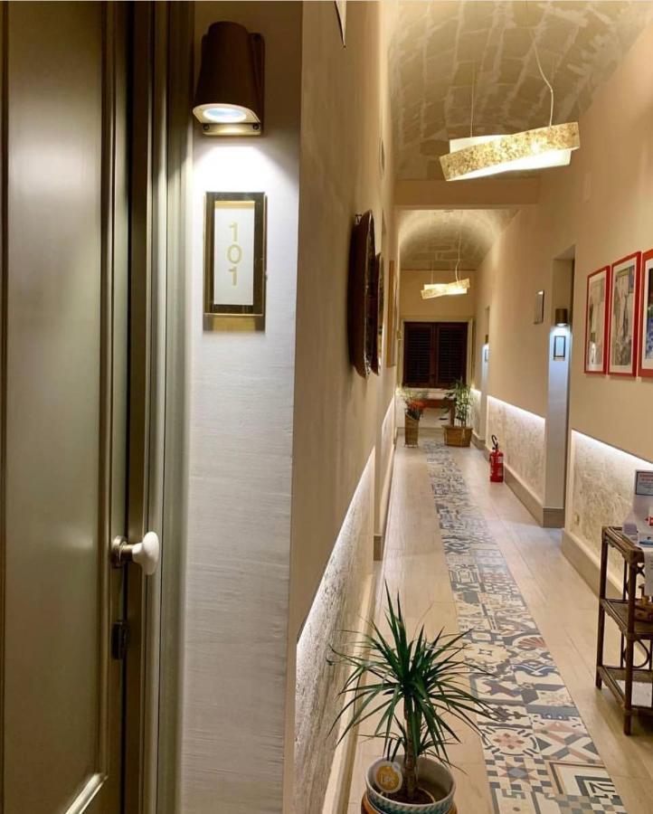 Albergo Bouganville Фавіньяна Екстер'єр фото